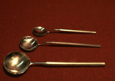CUTLERY STAINLESS STEEL. 1985
