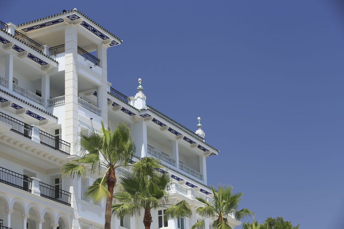 Gran Hotel Miramar Malaga terraza habitaciones
